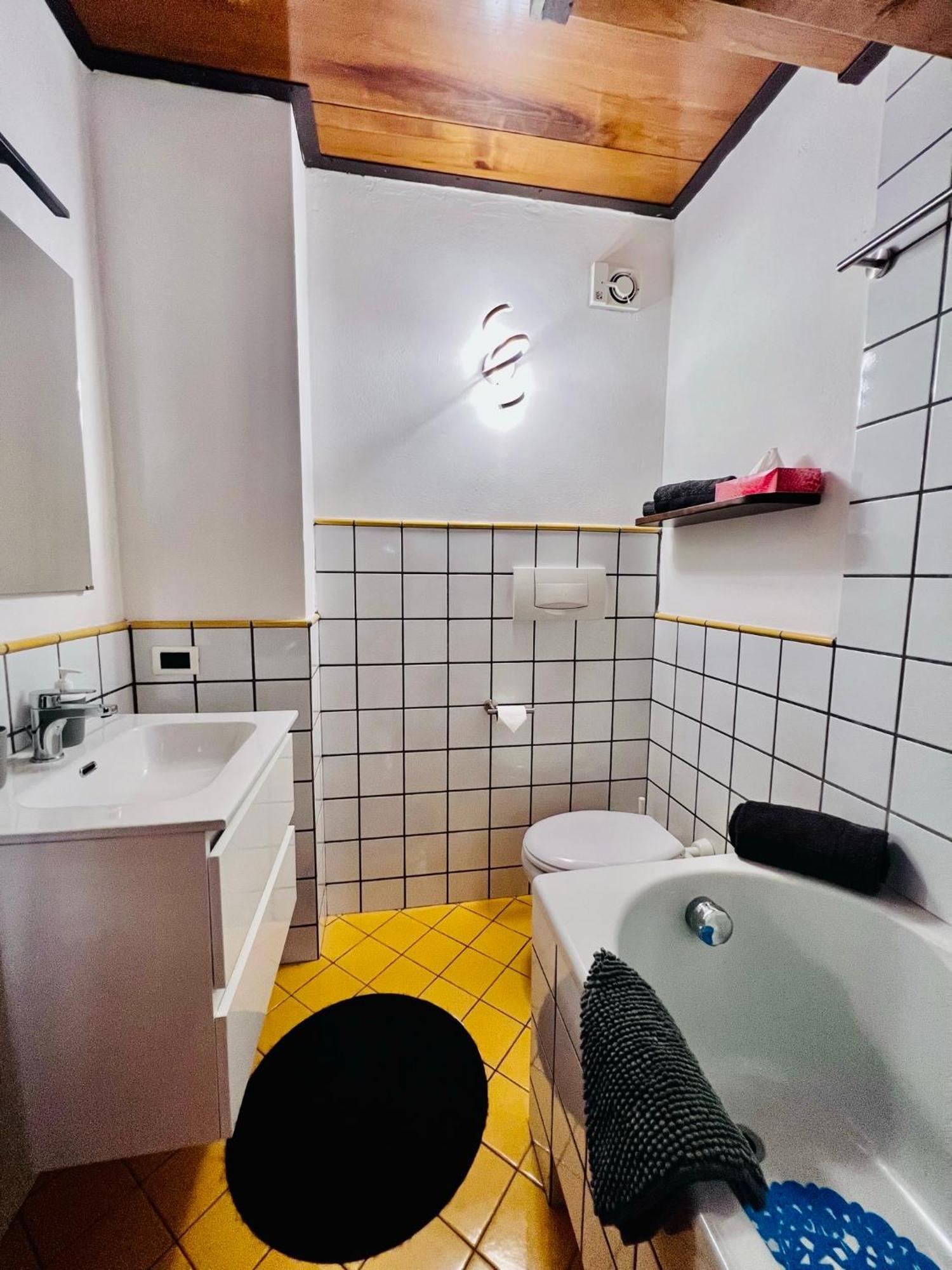 Vittoria Holiday House Stresa Luaran gambar
